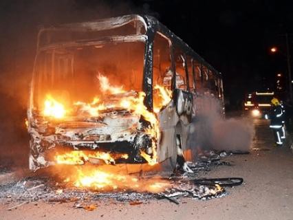 Em menos de um mês 4 ônibus queimados; PM mobiliza serviço secreto para localizar incendiários