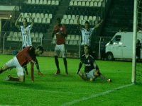 Corinthians vira contra o Internacional