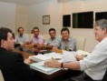 Líder do PMDB é recebido por RC em audiência com líder do Governo